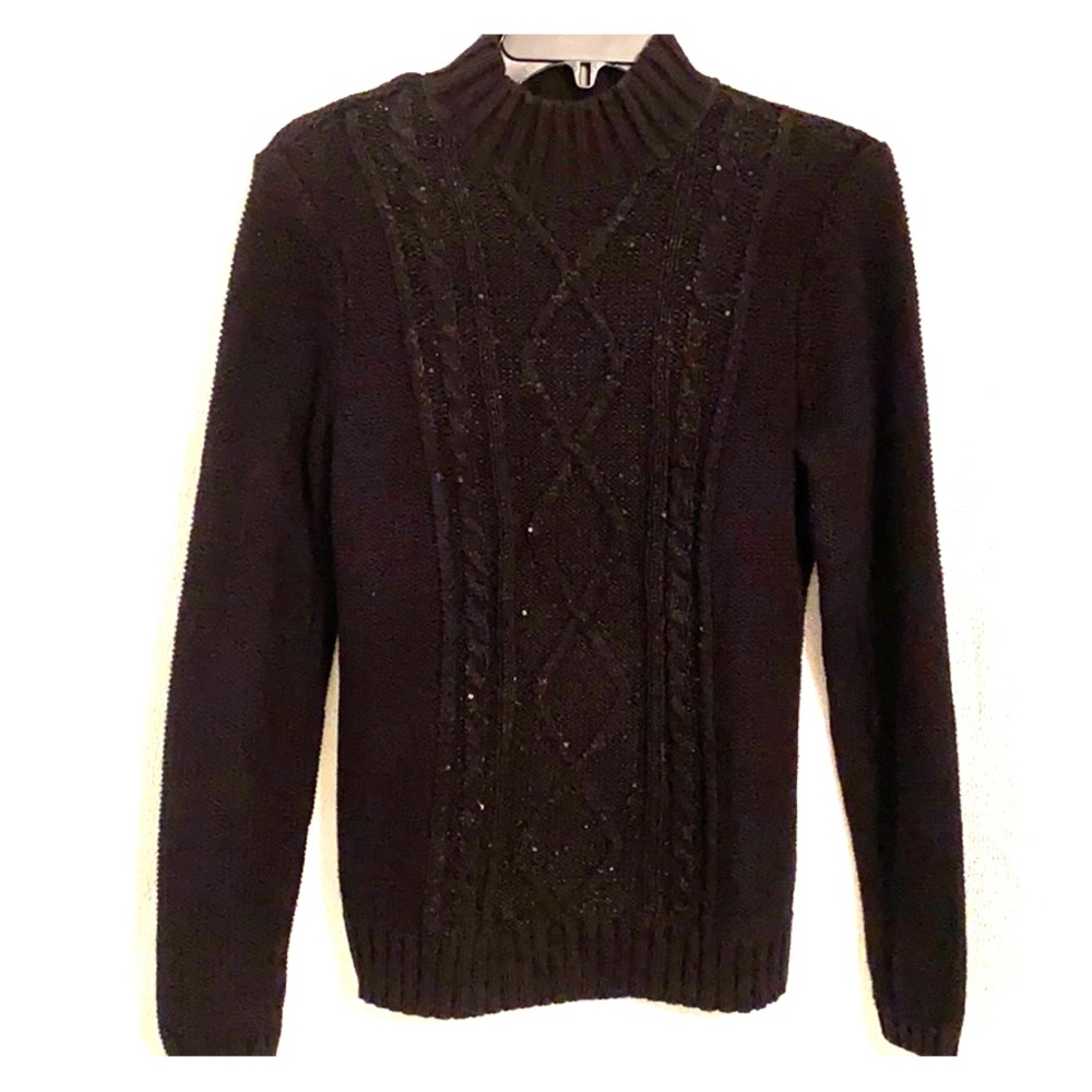 Black knit sweater with cord and black sequins